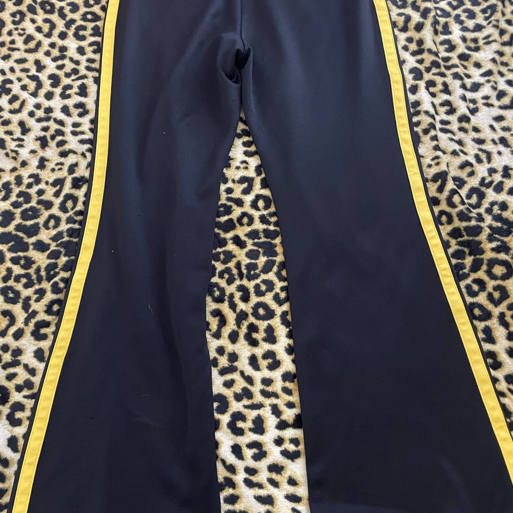 Arizona black/yellow flare track pants Y2K women’s size medium comfy drawstring